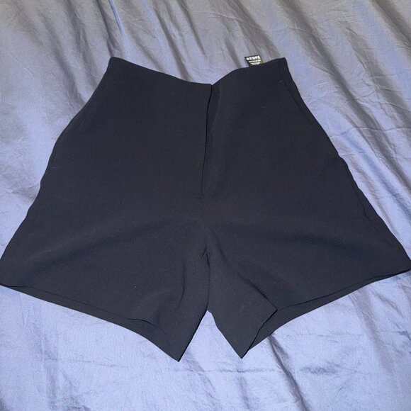 Aritzia Wilfred High-Waisted Black Shorts Size 2 Minimalist Tailored - Picture 1 of 5